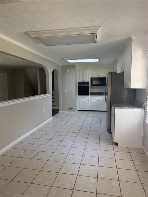 Building Photo - 2830 Idlewood Dr