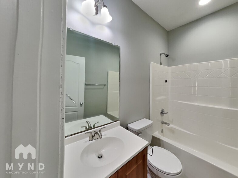 Building Photo - 4627 Rosser Loop Dr