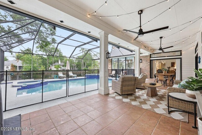 Building Photo - 3667 Cattail Dr S
