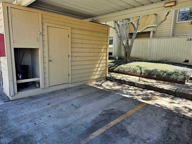 Building Photo - 3566 Ocee St