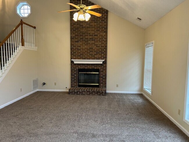 Building Photo - Eastwood home with 1st Floor Primary BR!   260210