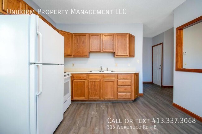Building Photo - 315 Woronoco Rd