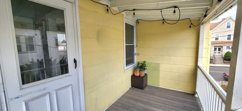 Building Photo - 75 Central Ave