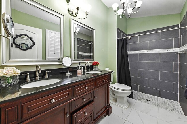 Building Photo - 2241 Soundings Ct