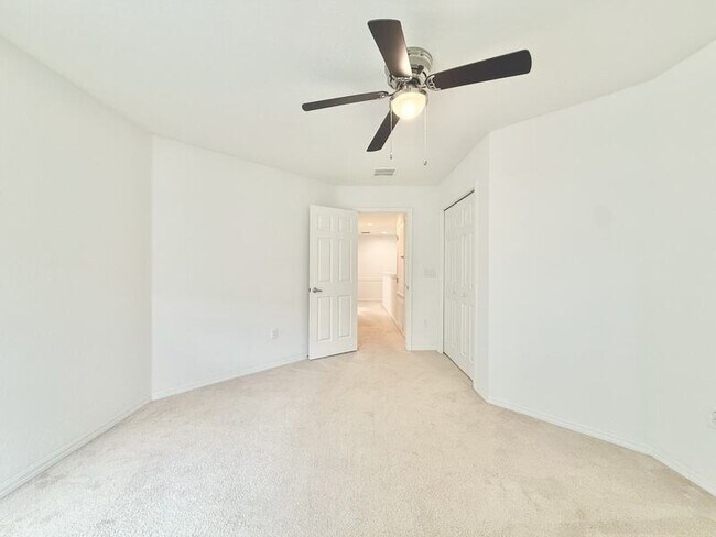 Building Photo - 7211 Merlot Sienna Ave