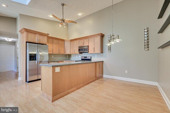 Building Photo - 268 Kempsey Dr