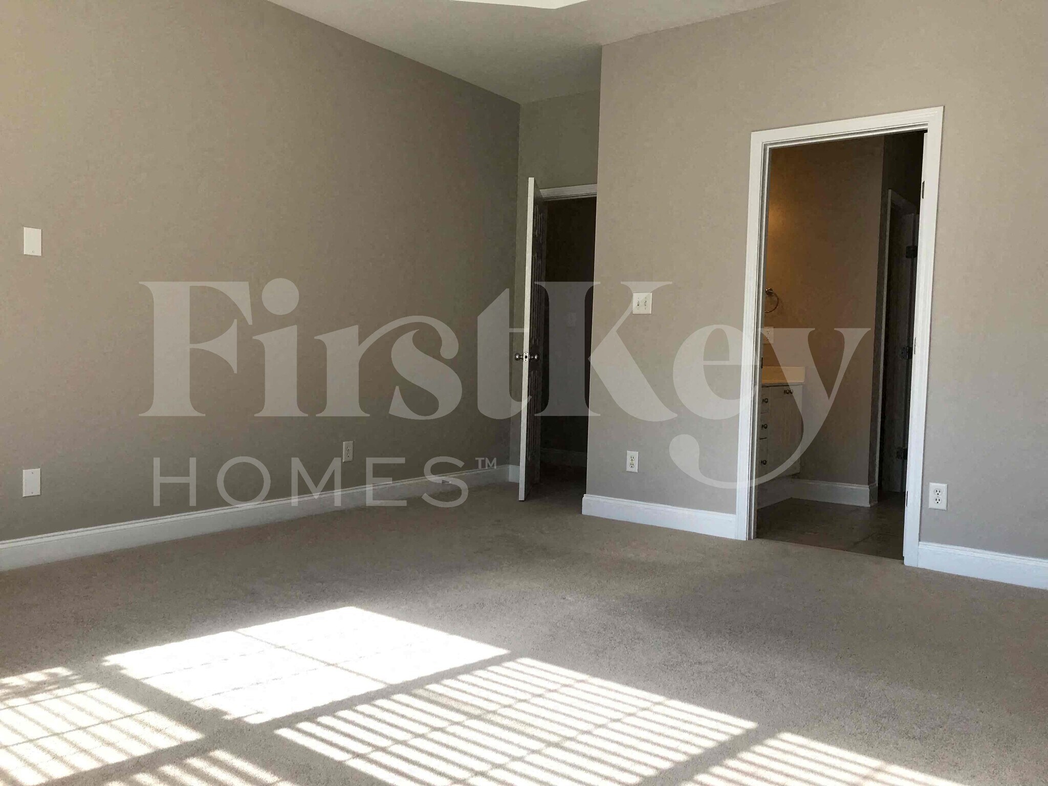 Building Photo - 452 Old Cahaba Way