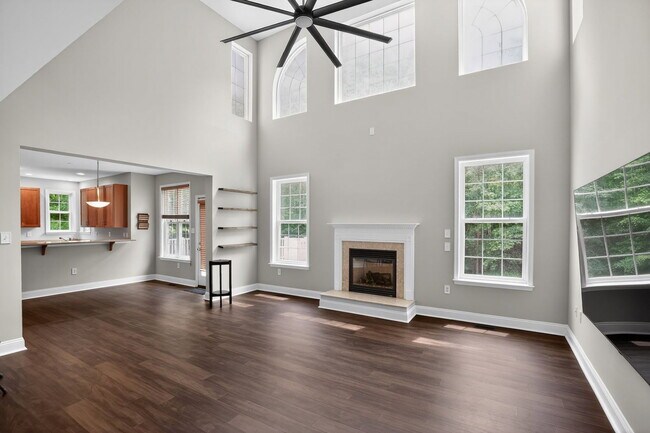 Building Photo - 15152 Robbers Roost Ct