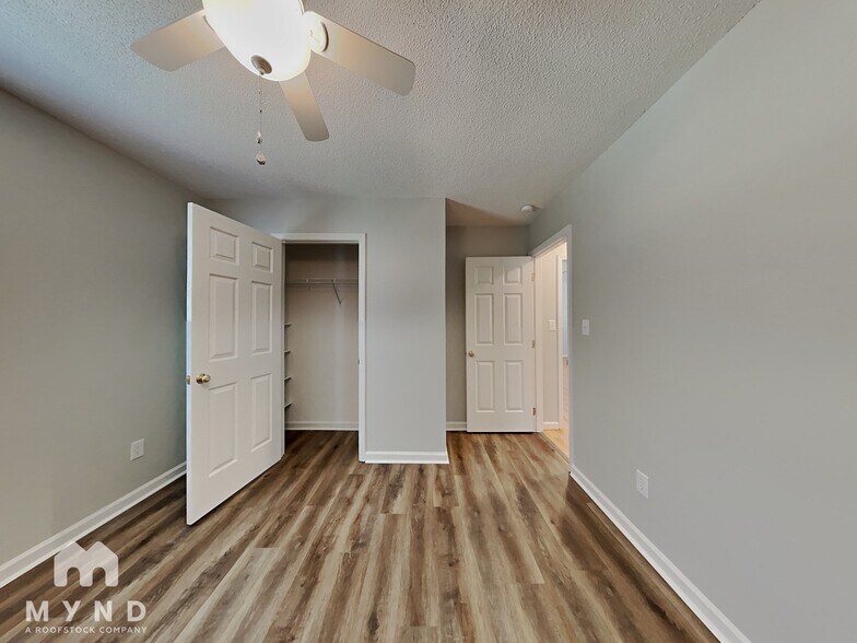 Building Photo - 4017 Rockside Hills Dr