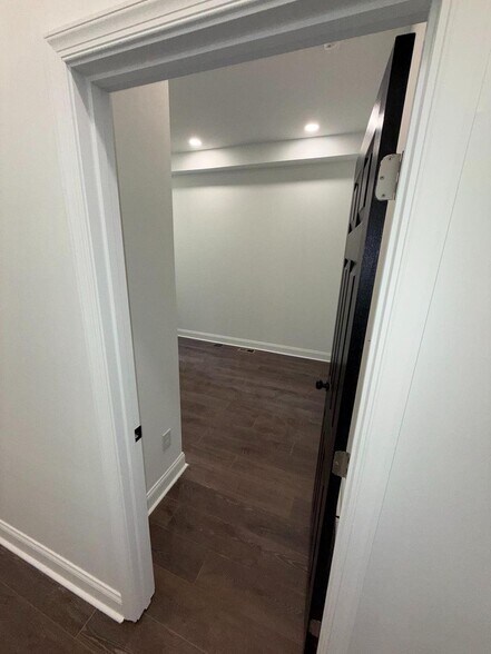 Building Photo - 2028 Druid Hill Ave