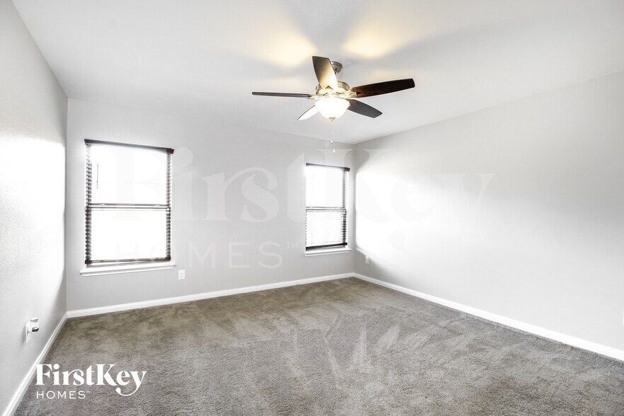 Building Photo - 4122 Perch Dr