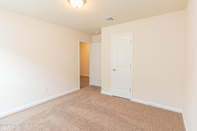 Building Photo - 110 Emerald Star Ln