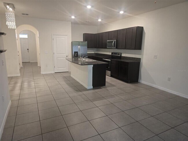 Building Photo - 3219 Pleasant Willow Ct
