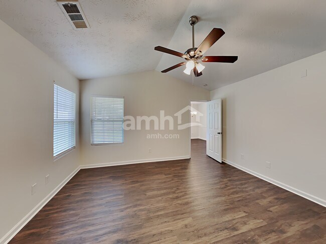 Building Photo - 621 Everlasting Way