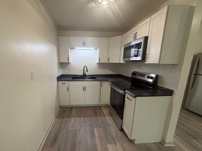 Building Photo - Towneview Estates