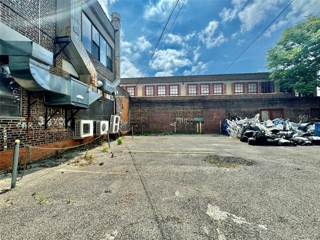 Building Photo - 36-15 33rd St