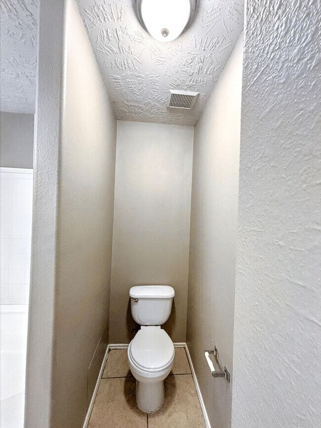 Building Photo - 11319 Moonlight Ridge Dr