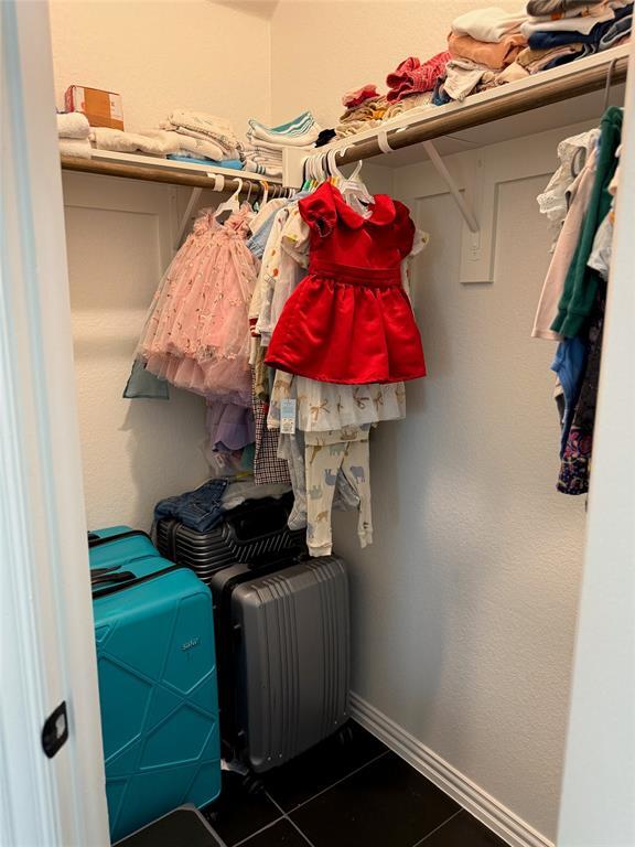 Building Photo - 1209 Cole Ests Dr