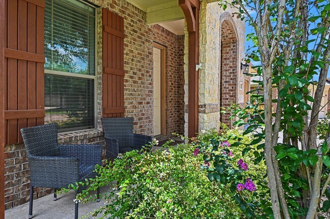 Building Photo - 2302 Blue Jay Ln
