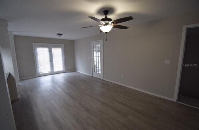 Building Photo - 3134 Skyview Dr