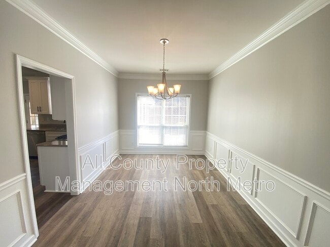 Building Photo - 1610 Elgaen Pl Dr