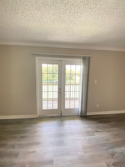Building Photo - Coming Soon! 2nd-floor studio condo at Ser...