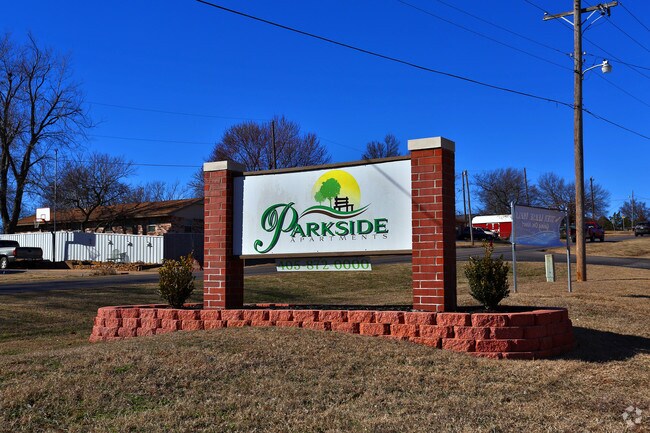 Primary Photo - Parkside Apartments