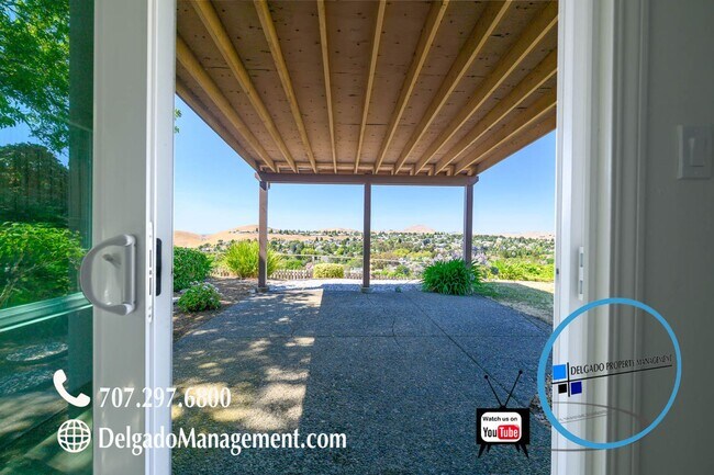 Building Photo - 493 Mills Dr