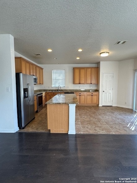 Building Photo - 24303 Grace Park