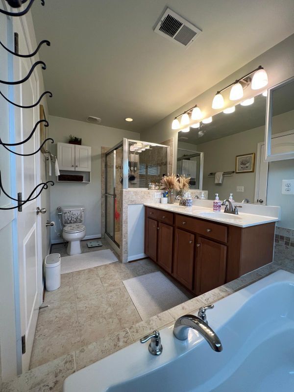 Building Photo - 1604 Sebring Ct
