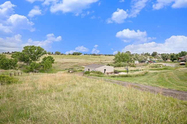 Building Photo - 12773 N Tenderfoot Trail