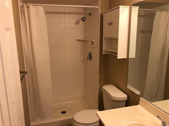 Building Photo - 29 Greenfield Dr