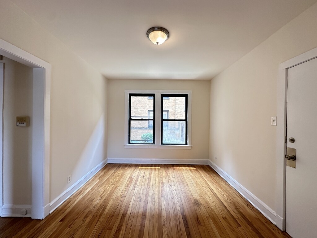 Building Photo - 2651 N Spaulding Ave