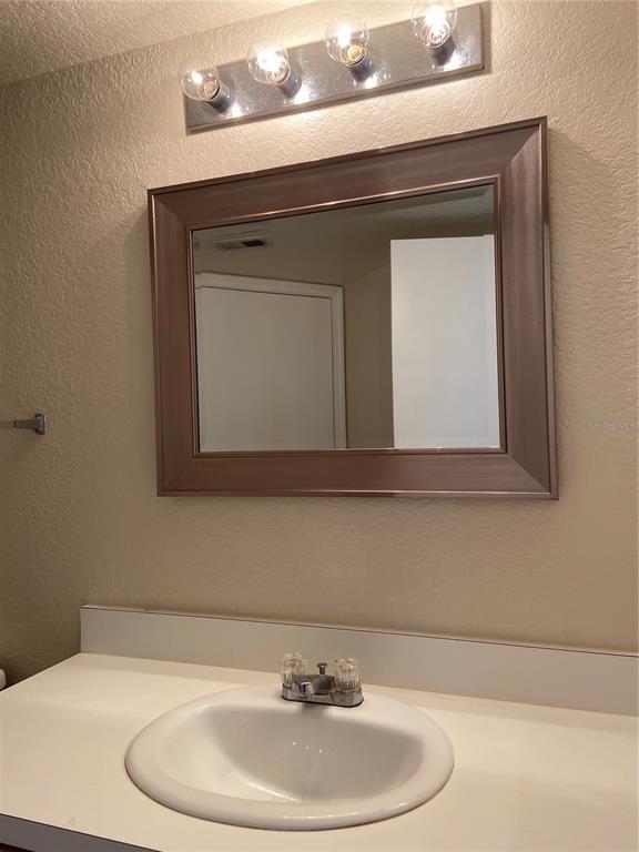 Building Photo - 2212 Grand Cayman Ct