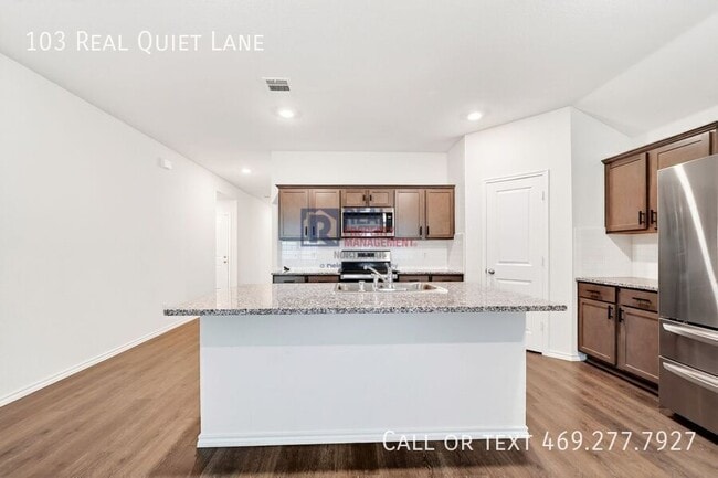 Building Photo - 103 Real Quiet Ln