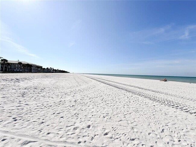 Building Photo - 2513 Gulf Blvd