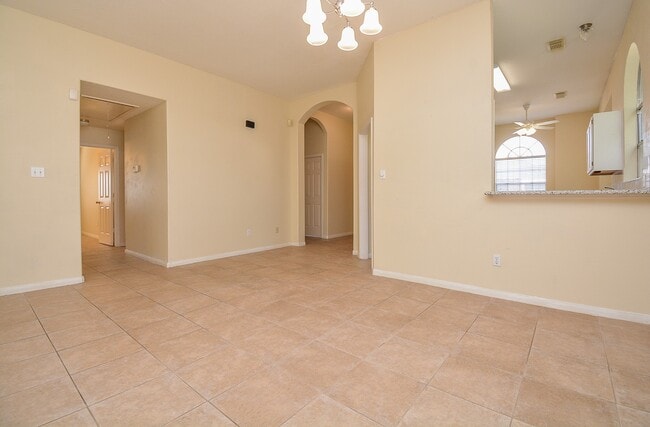 Building Photo - 6422 Alisa Ln