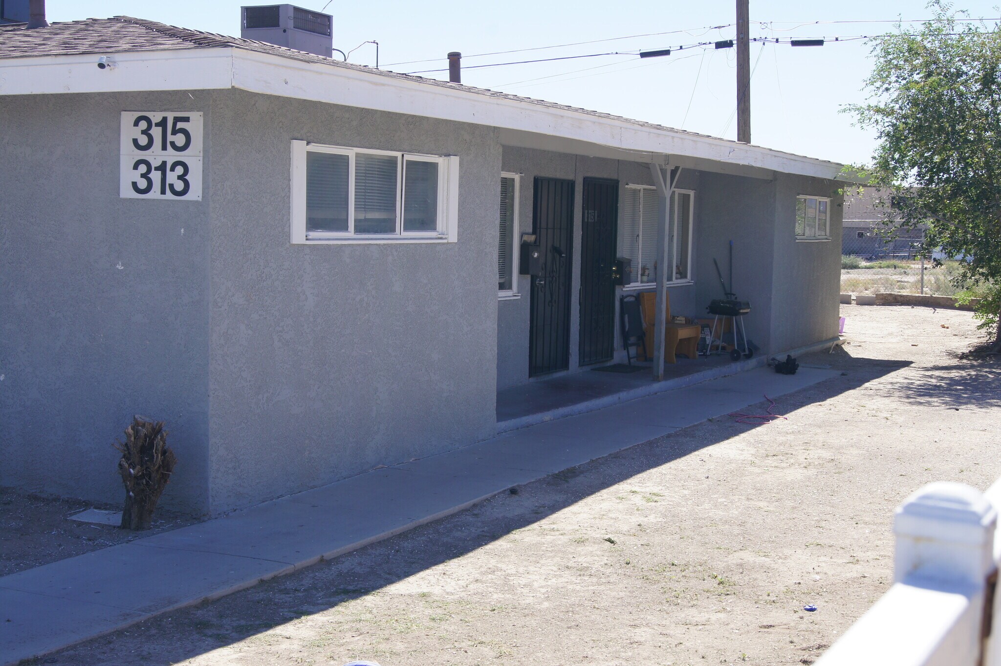 Building Photo - 313 Paul Ave
