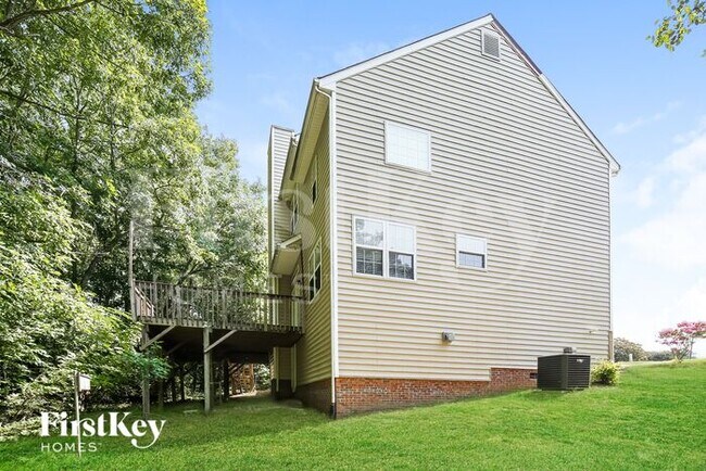 Building Photo - 4912 Heritage Woods Ct