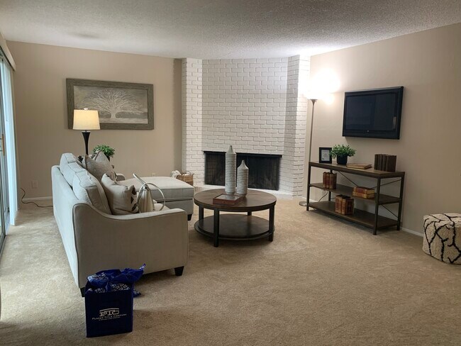 Building Photo - 1919 Ygnacio Valley Rd