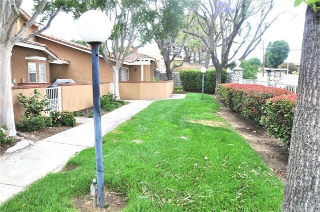 Building Photo - 7208 Hermosa Ave