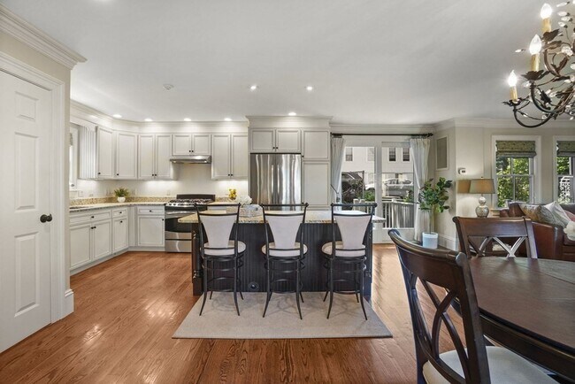 Building Photo - 28 Pennsylvania Ave