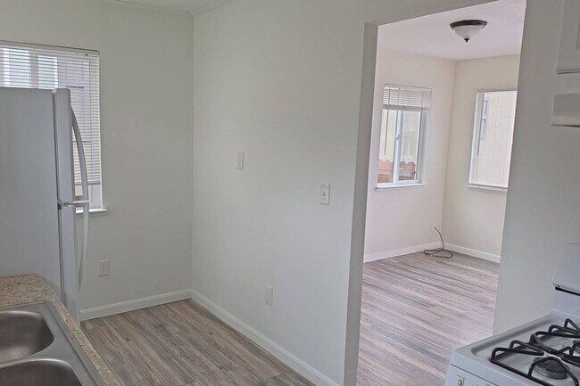 Building Photo - 1161 Benicia Rd