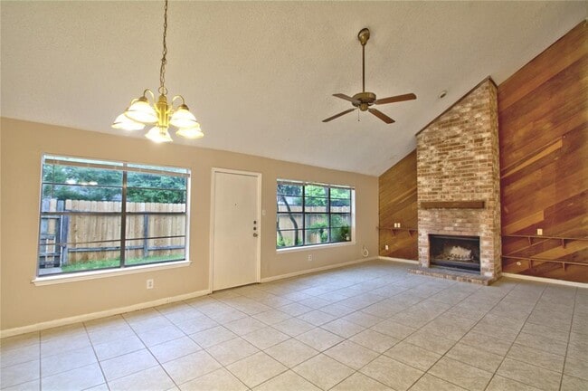 Building Photo - 9014 Triola Ln