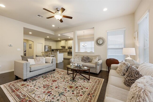 Building Photo - 2844 Coral Valley Dr