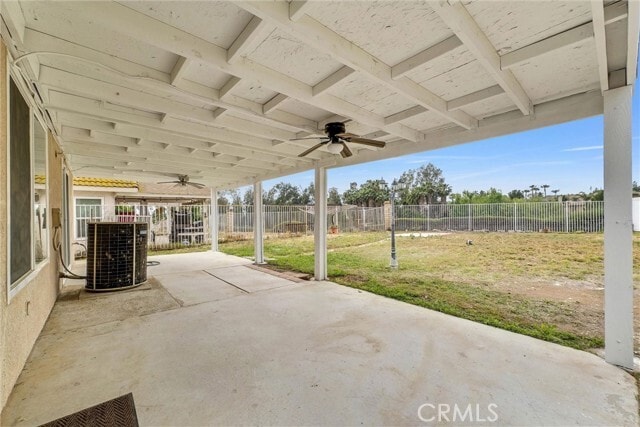 Building Photo - 5741 El Palomino Dr