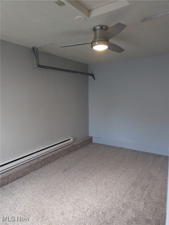 Building Photo - 1588 E Summit St