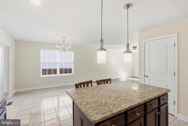 Building Photo - 410 Thelma Rd