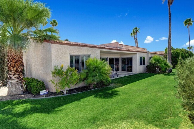 Building Photo - 80071 Palm Cir Dr