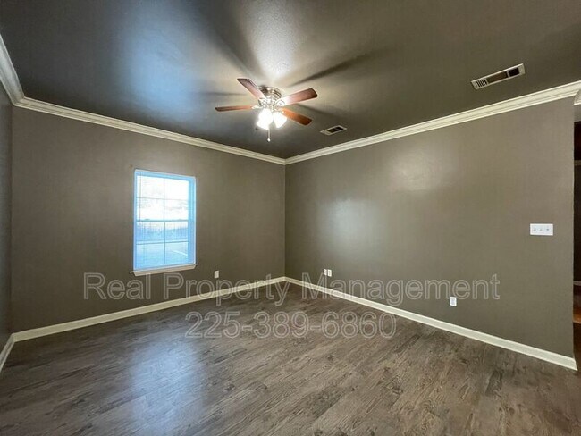 Building Photo - 31855 LA Hwy 16